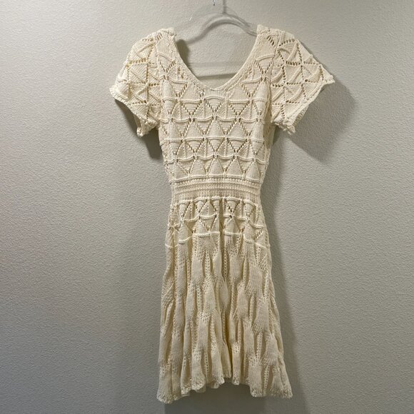 KNIT MIX Crochet Knit Mini Bodycon Short Sleeve Dress, Cream - L - Picture 2 of 9